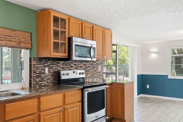 12607 BLACKBERRY ROW, Hudson, FL 34667
