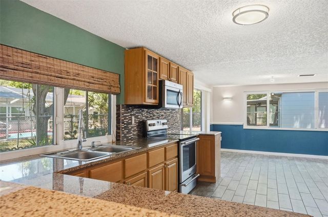 12607 BLACKBERRY ROW, Hudson, FL 34667