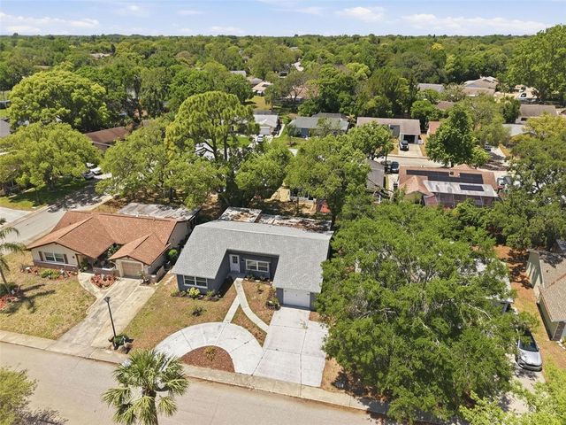 12607 BLACKBERRY ROW, Hudson, FL 34667