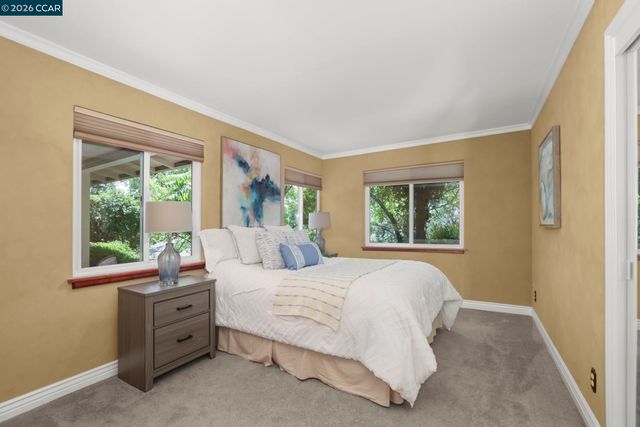 205 Summit Rd, Walnut Creek, CA 94598