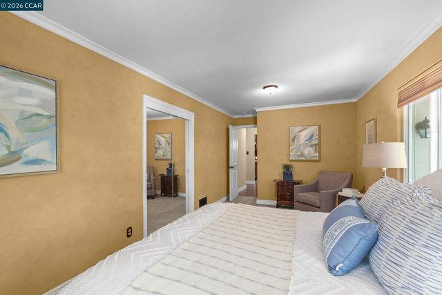 205 Summit Rd, Walnut Creek, CA 94598