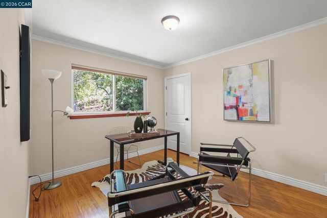 205 Summit Rd, Walnut Creek, CA 94598
