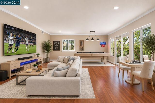 205 Summit Rd, Walnut Creek, CA 94598