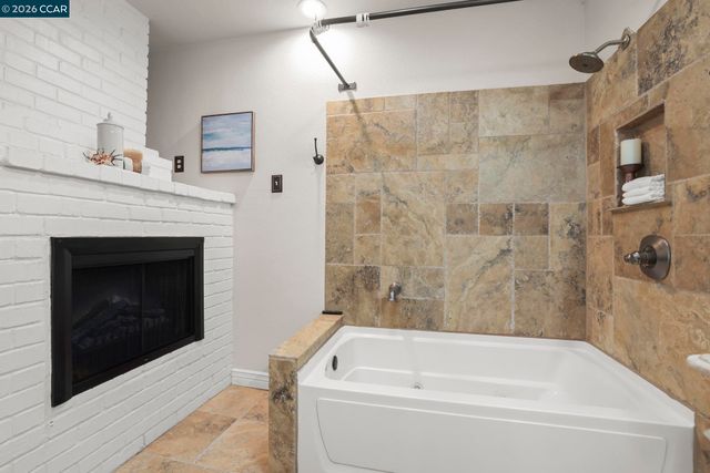 205 Summit Rd, Walnut Creek, CA 94598