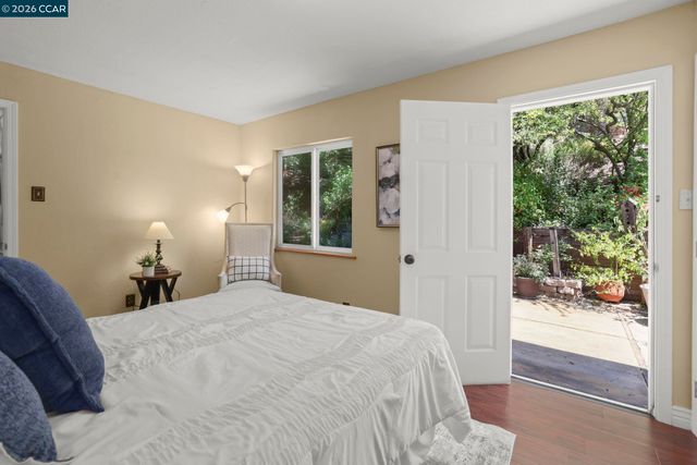 205 Summit Rd, Walnut Creek, CA 94598