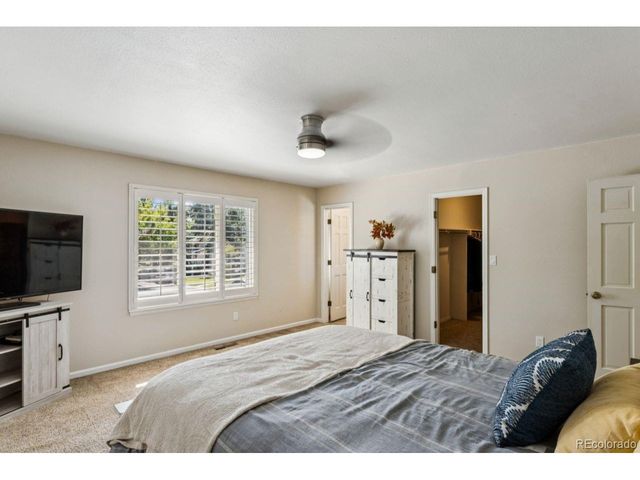 5900 S Wolff Ct, Littleton, CO 80123