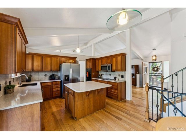 5900 S Wolff Ct, Littleton, CO 80123