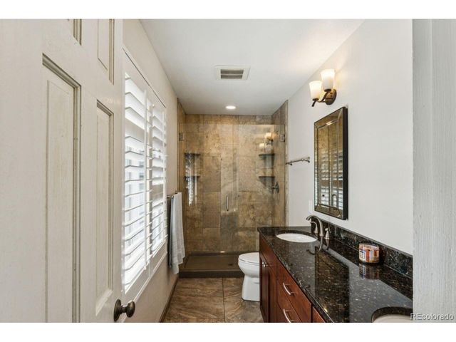 5900 S Wolff Ct, Littleton, CO 80123