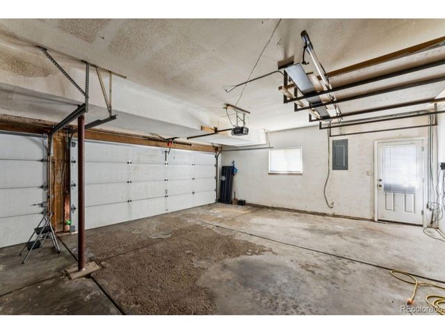 5900 S Wolff Ct, Littleton, CO 80123