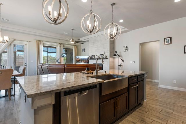 2650 Abrazo Road NE, Rio Rancho, NM 87124