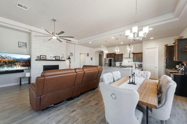 2650 Abrazo Road NE, Rio Rancho, NM 87124