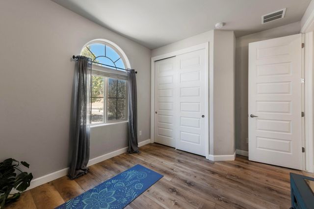 2650 Abrazo Road NE, Rio Rancho, NM 87124