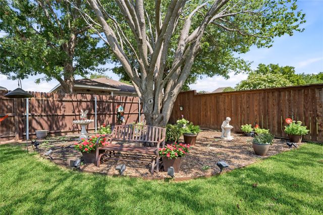 9437 Pastime Court, Fort Worth, TX 76244