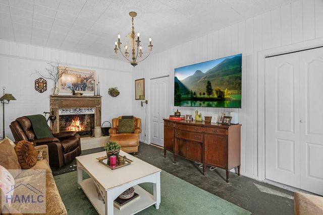 705 South Elm Street, Jesup, GA 31545