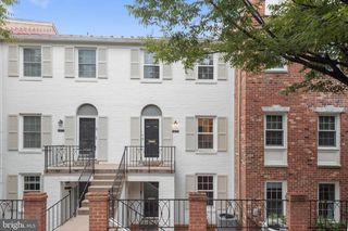 3287 SUTTON PL NW #B, Washington, DC 20016