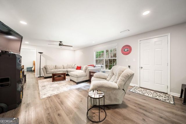 921 Pace Road, Hiram, GA 30141
