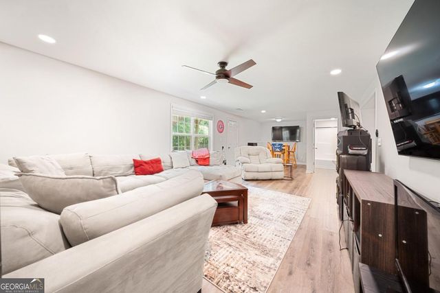 921 Pace Road, Hiram, GA 30141
