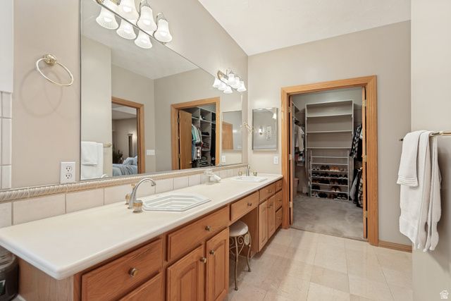 2457 S SCENIC DR, Salt Lake City, UT 84109