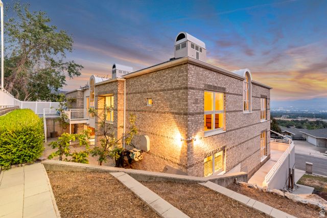 2457 S SCENIC DR, Salt Lake City, UT 84109