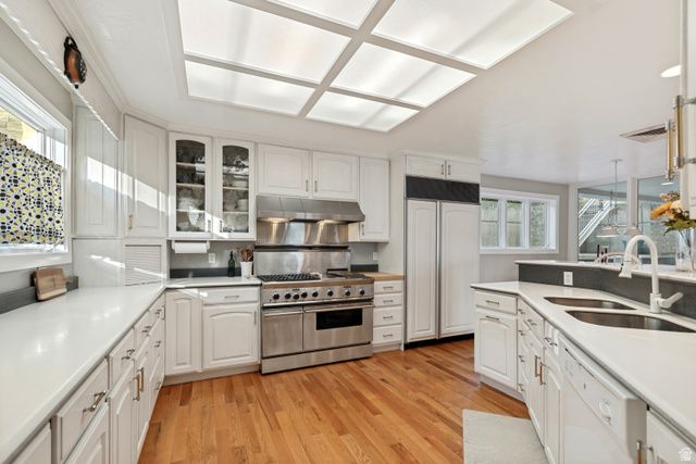 2457 S SCENIC DR, Salt Lake City, UT 84109