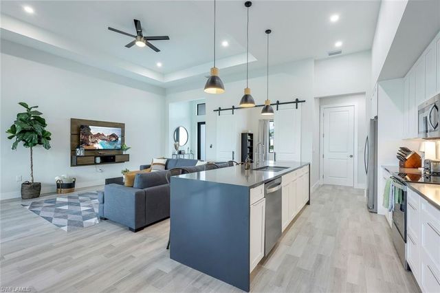 1510 NW 4th ST, Cape Coral, FL 33993