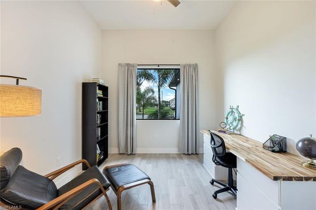 1510 NW 4th ST, Cape Coral, FL 33993