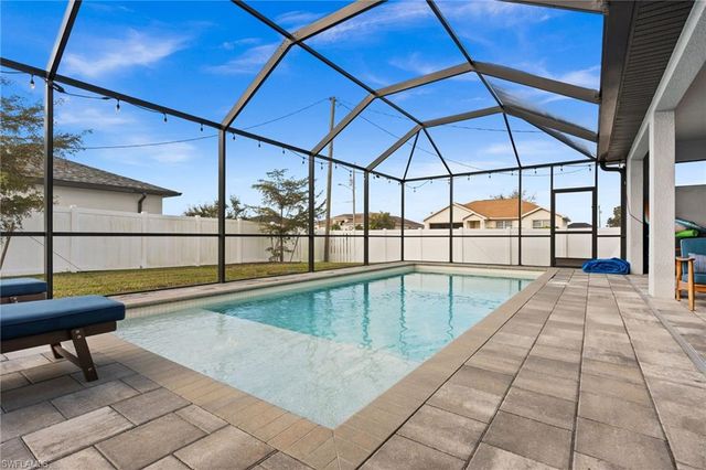 1510 NW 4th ST, Cape Coral, FL 33993