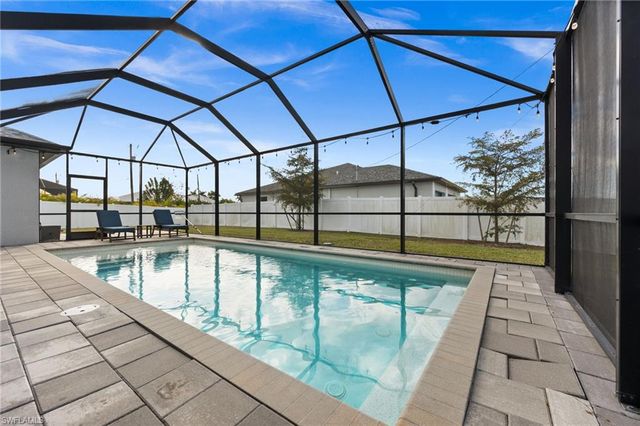 1510 NW 4th ST, Cape Coral, FL 33993