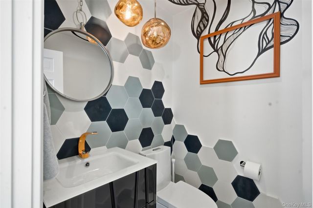 134 Fostertown Road, Newburgh, NY 12550