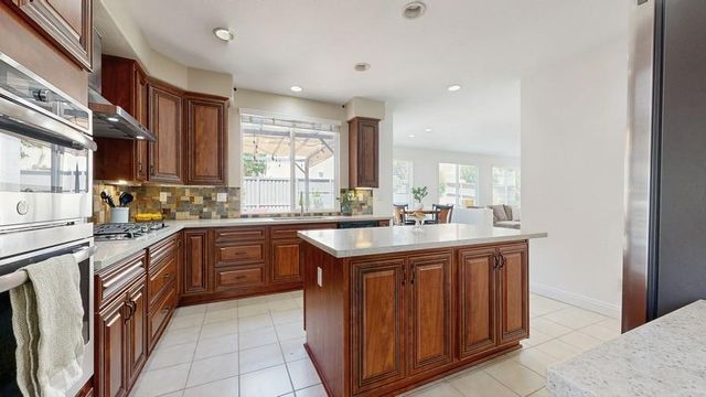 1740 Langholm Way, Folsom, CA 95630