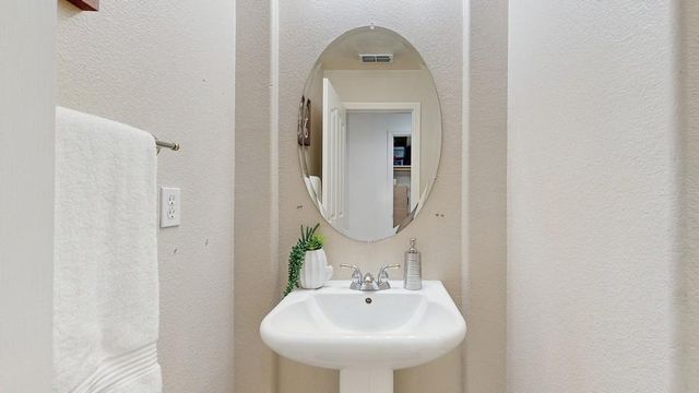 1740 Langholm Way, Folsom, CA 95630