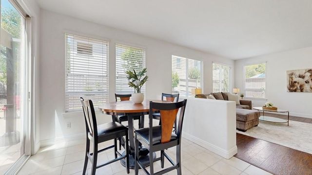 1740 Langholm Way, Folsom, CA 95630