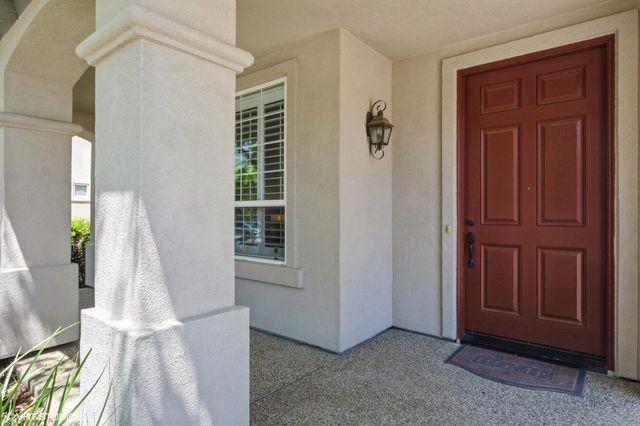 1740 Langholm Way, Folsom, CA 95630