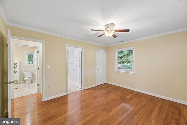 3304 PIPER LN, Alexandria, VA 22306