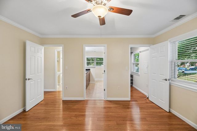 3304 PIPER LN, Alexandria, VA 22306