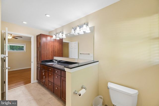 3304 PIPER LN, Alexandria, VA 22306
