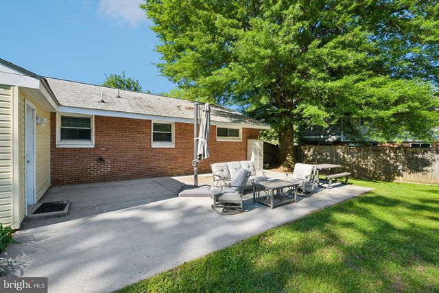 3304 PIPER LN, Alexandria, VA 22306