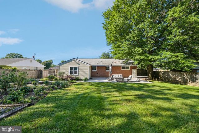 3304 PIPER LN, Alexandria, VA 22306