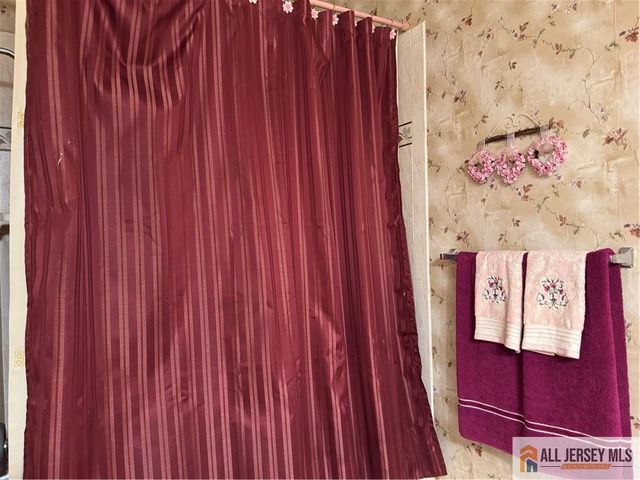 1113 Cedar Village Boulevard, East Brunswick, NJ 08816