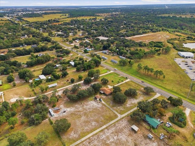 1020 98 W, Frostproof, FL 33843