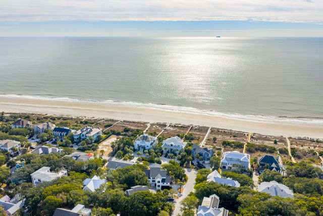 13 56th Avenue, Isle Of Palms, SC 29451