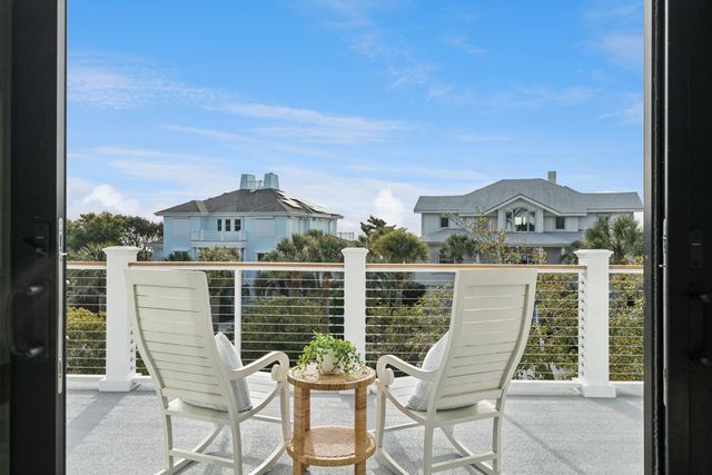 13 56th Avenue, Isle Of Palms, SC 29451