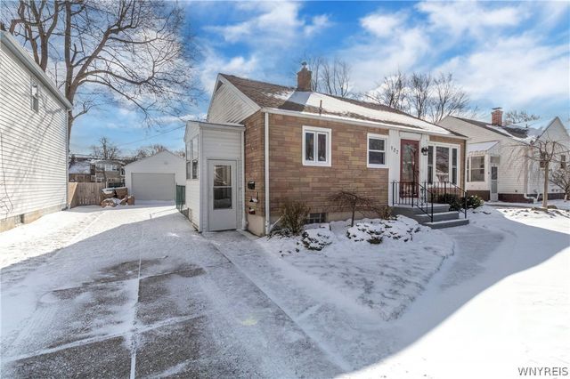 127 Briarcliff Road, Cheektowaga, NY 14225