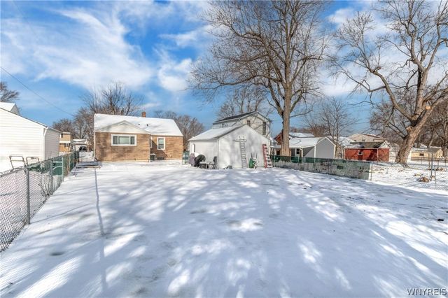 127 Briarcliff Road, Cheektowaga, NY 14225