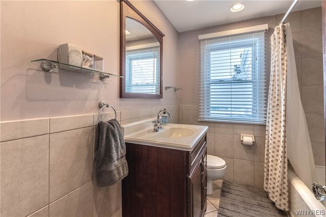 127 Briarcliff Road, Cheektowaga, NY 14225