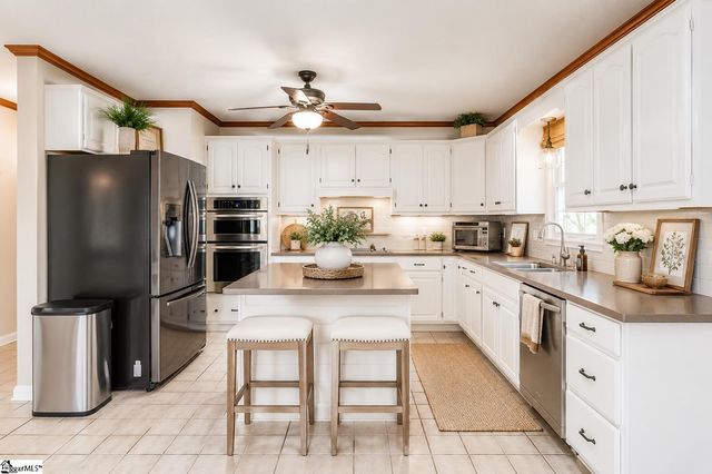 102 Yorkshire Drive, Anderson, SC 29625