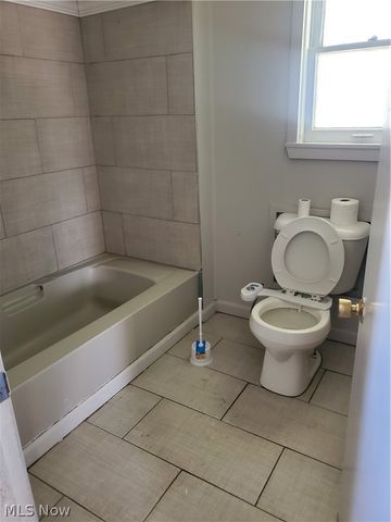 32700 Pettibone Road, Solon, OH 44139