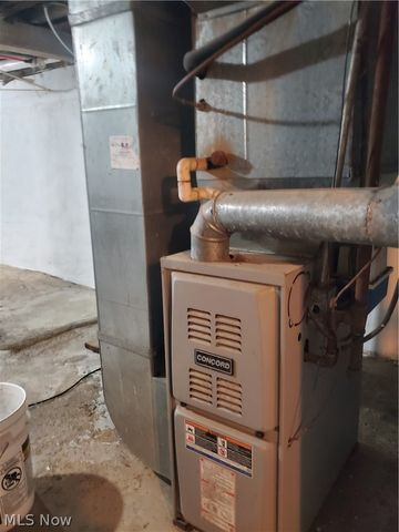 32700 Pettibone Road, Solon, OH 44139