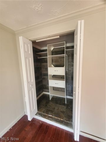 32700 Pettibone Road, Solon, OH 44139