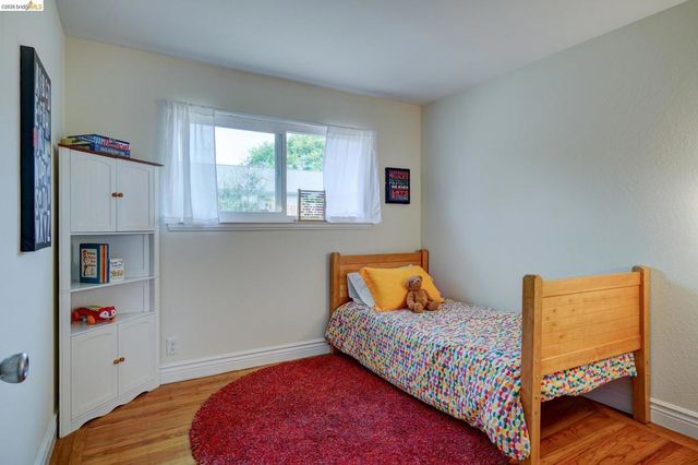4709 Santa Rita Rd, Richmond, CA 94803
